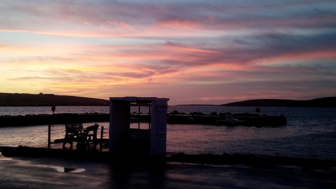 The Uyeasound Old Pier Cottage Belmont  Екстер'єр фото